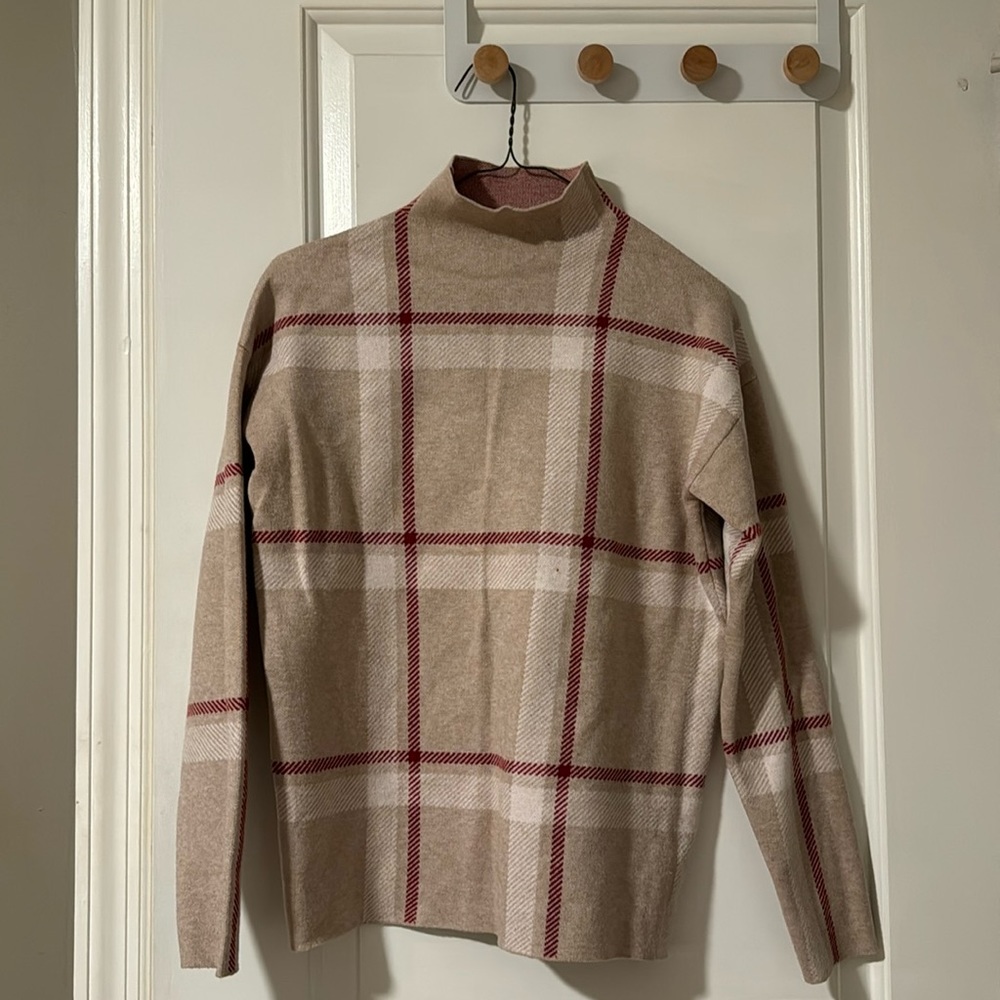 Tahari Sweater